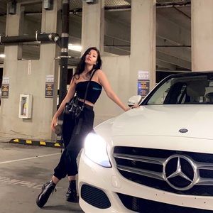 Meet your Posher, Ariana